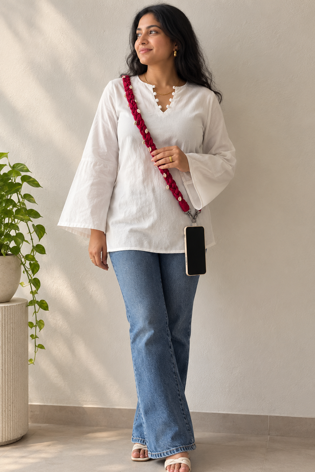 The Navratri Waves Phone Chain